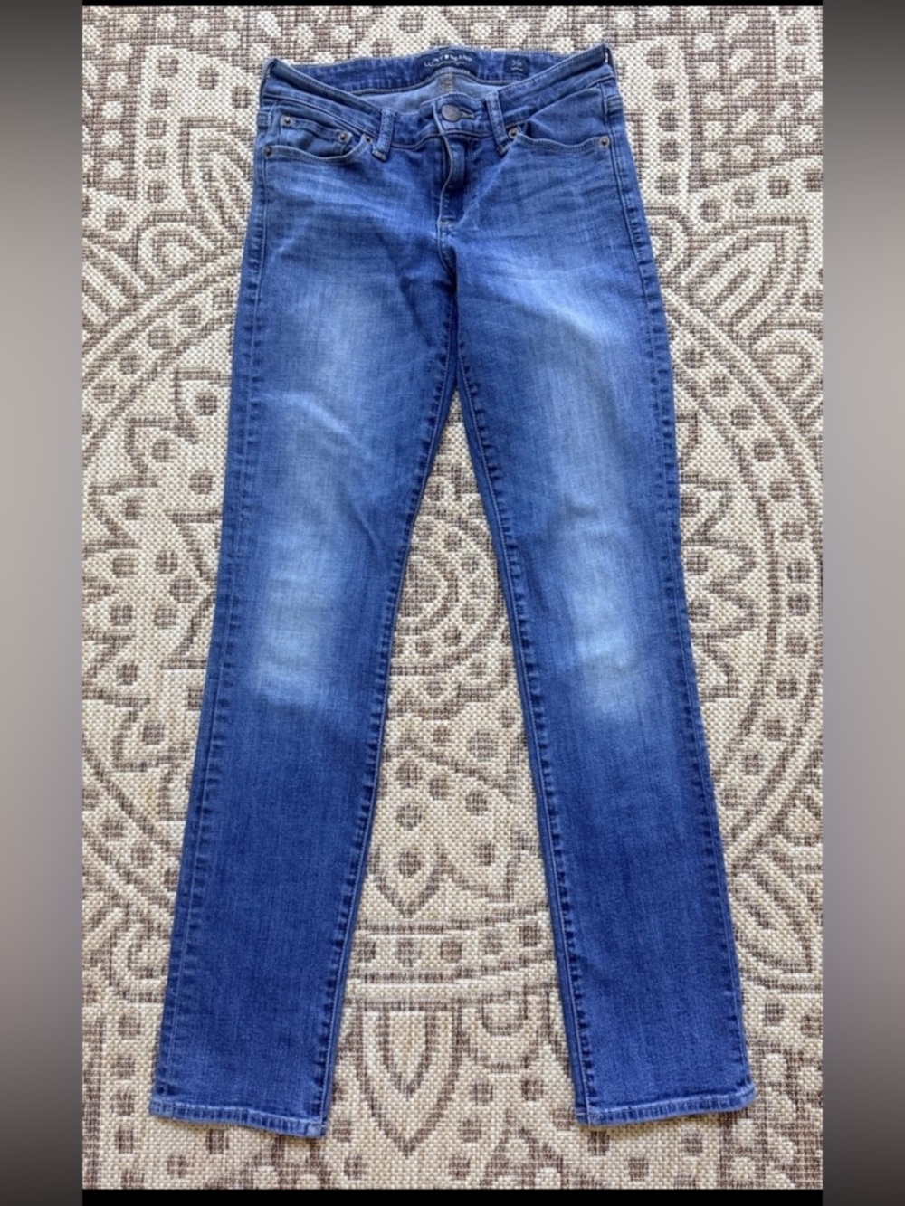 Lucky Brand Sweet Straight Jeans Womens Size 0 / 25 Low Rise Medium Wash Logo